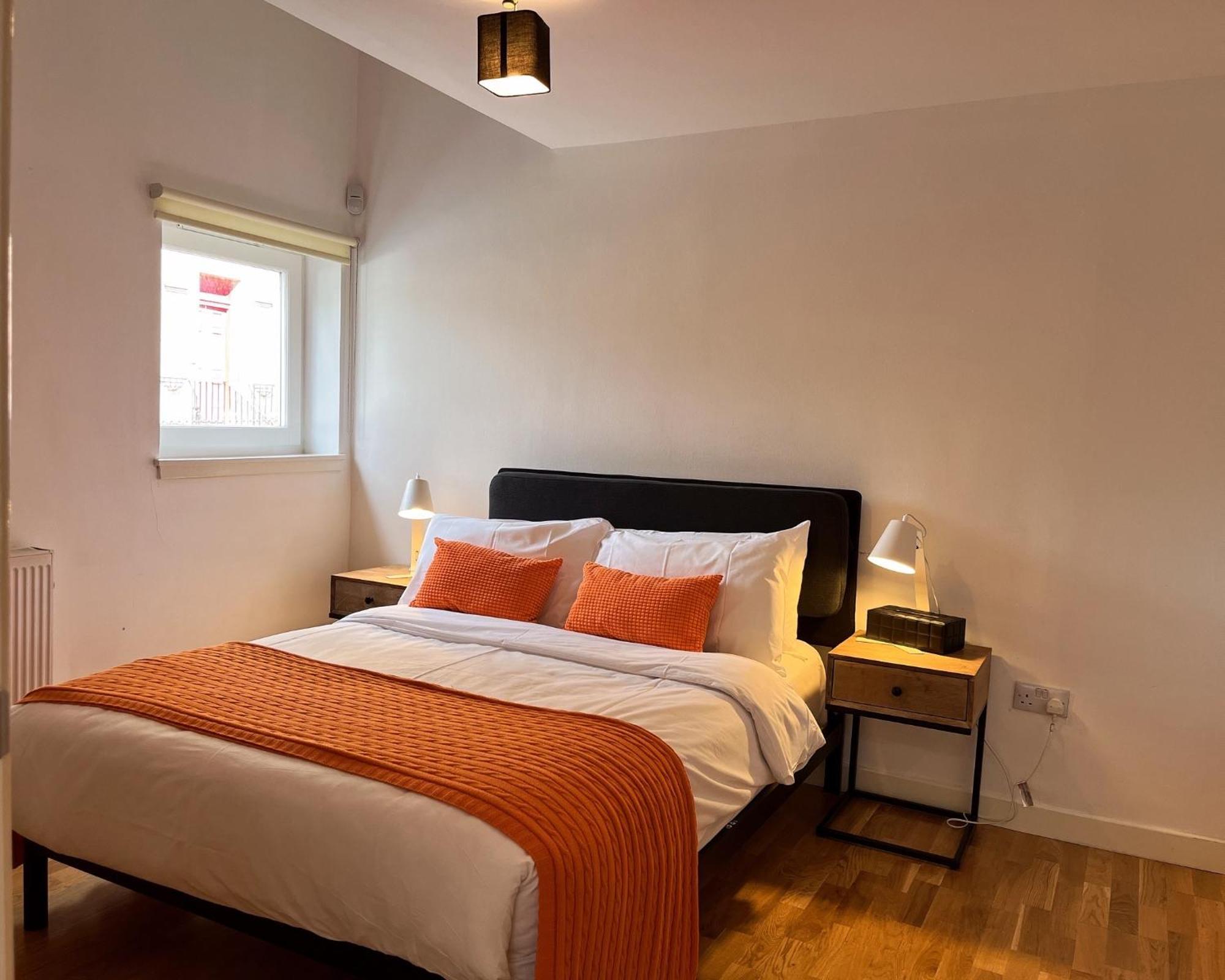 2 Bed 2 Bath With Private Parking Apartment Edinburgh Exterior photo